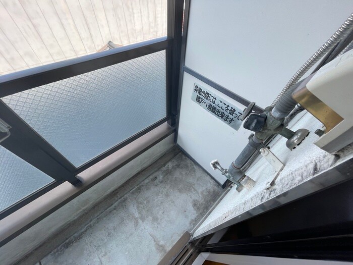 物件内観写真15　(洗濯機置場)