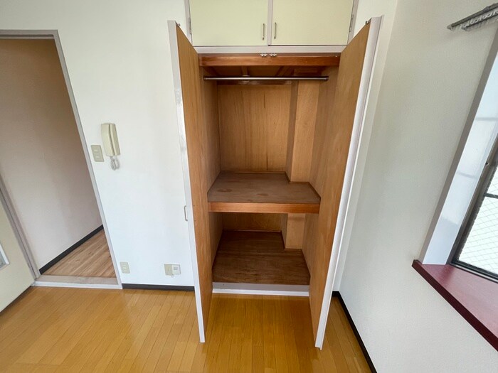 物件内観写真16　(収納)