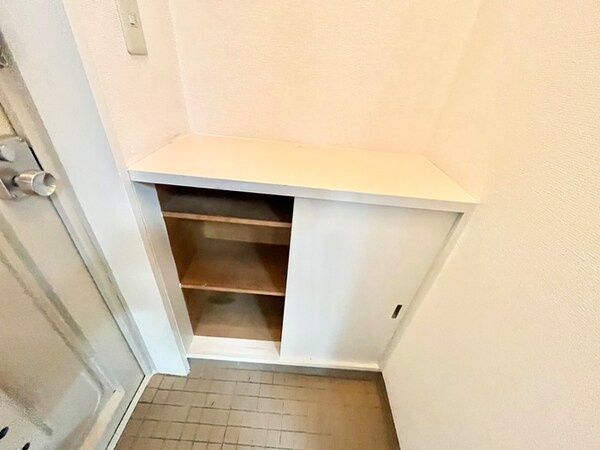 靴箱