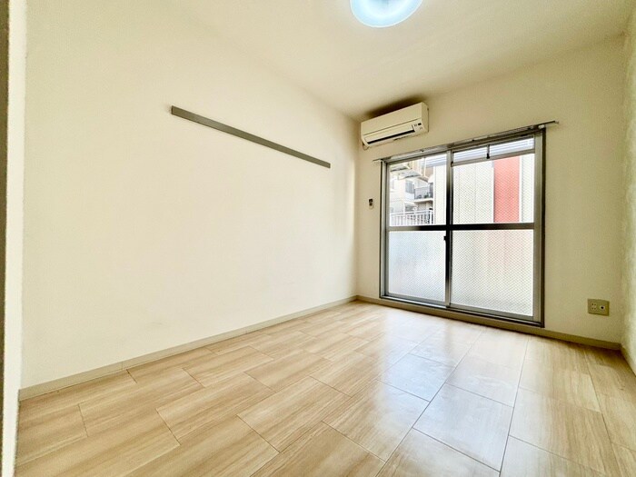 パルティ－ル御陵の居室