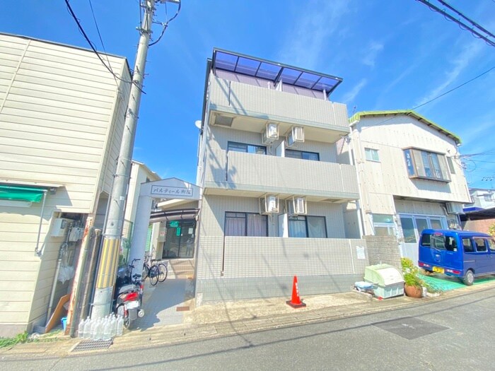 パルティ－ル御陵の外観写真