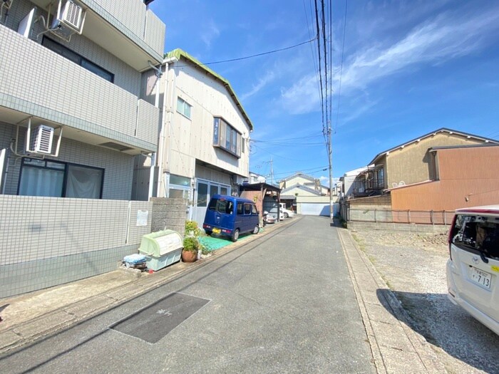 パルティ－ル御陵の周辺環境