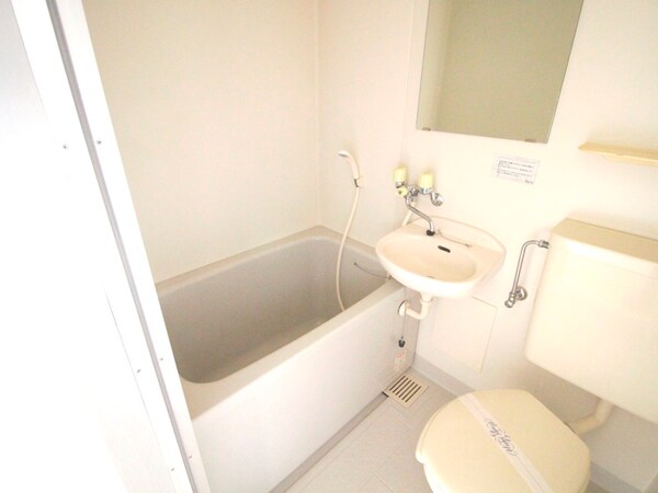 バス／シャワールーム等