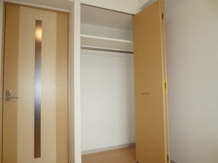 物件内観写真15　(収納)