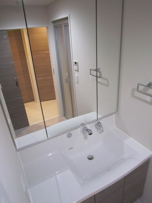 物件内観写真9　(洗面)