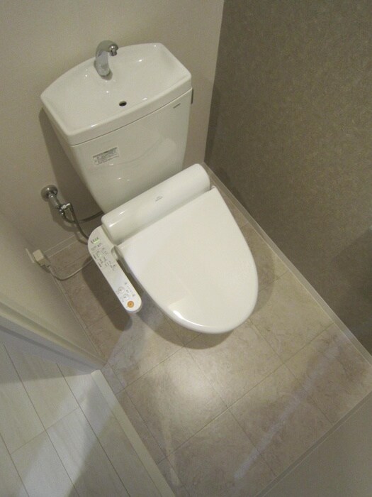 物件内観写真10　(トイレ)