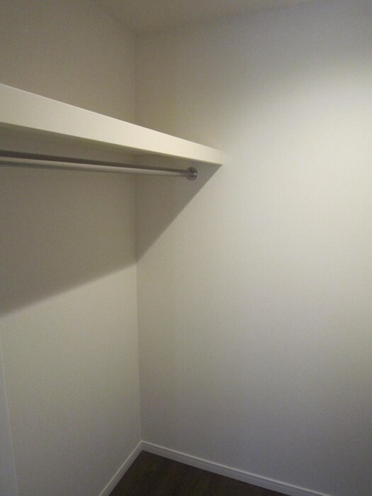 物件内観写真13　(収納)