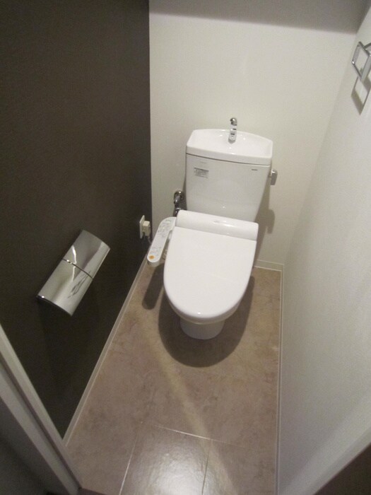 物件内観写真14　(トイレ)