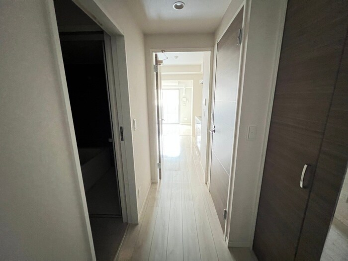 物件内観写真15　(廊下)