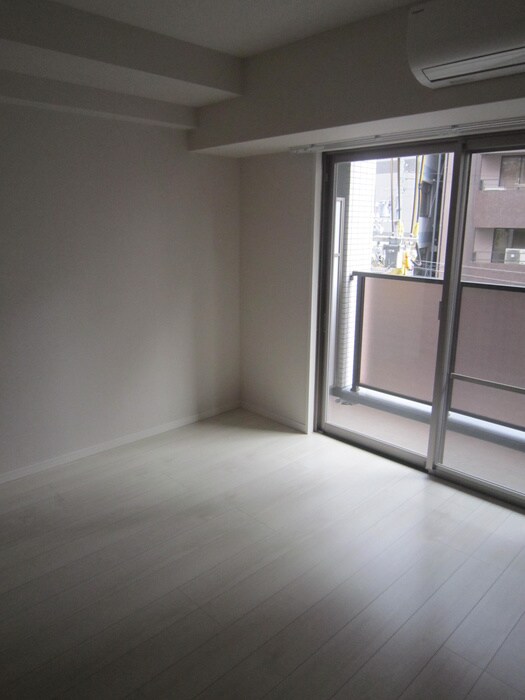 物件内観写真21　(居室)