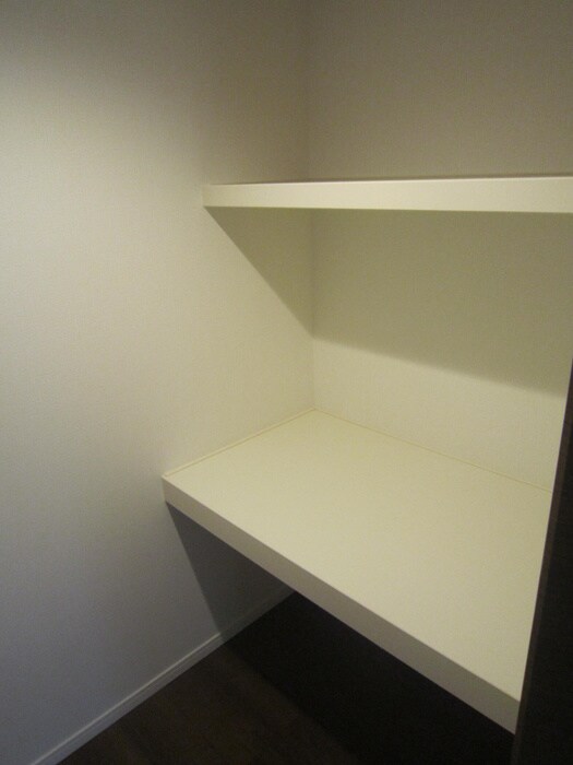 物件内観写真21　(収納)