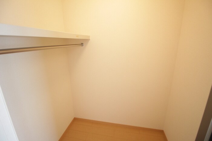 物件内観写真17　(収納)