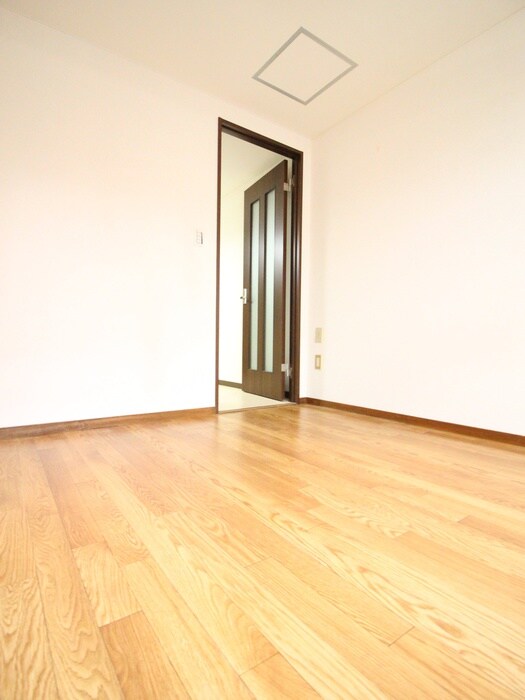 物件内観写真14　(居室)