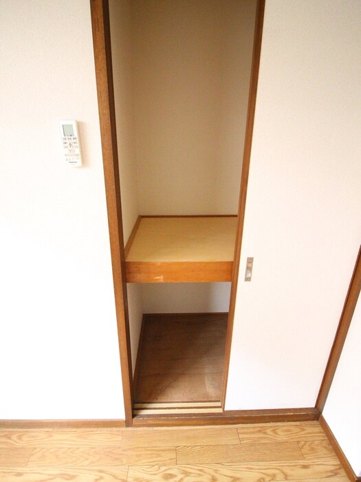 物件内観写真18　(収納)