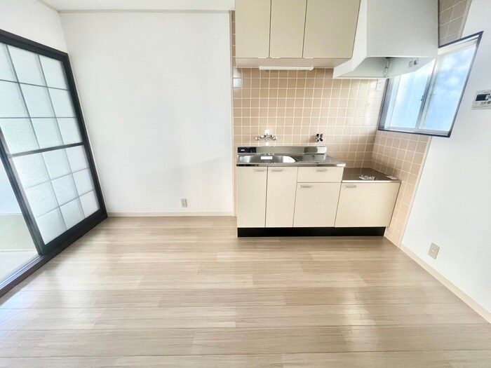 物件内観写真16　(内観写真)