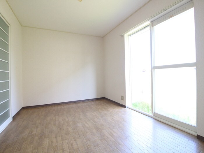 物件内観写真7　(居室)