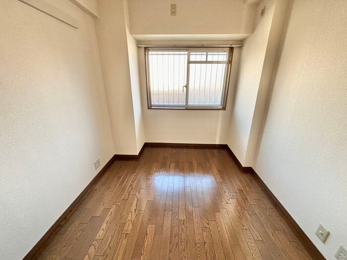 物件内観写真19　(居室)