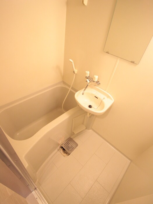 物件内観写真10　(バス／シャワールーム等)