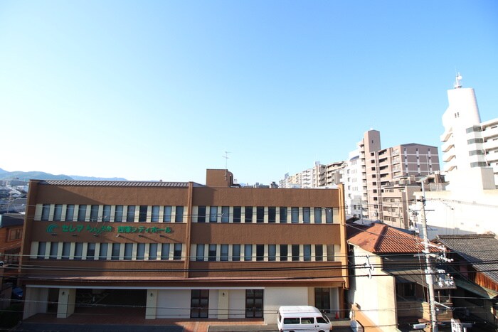 物件内観写真15　(室内からの展望)