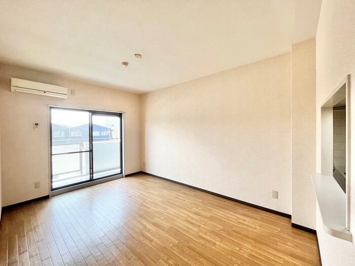 物件内観写真6　(居室)