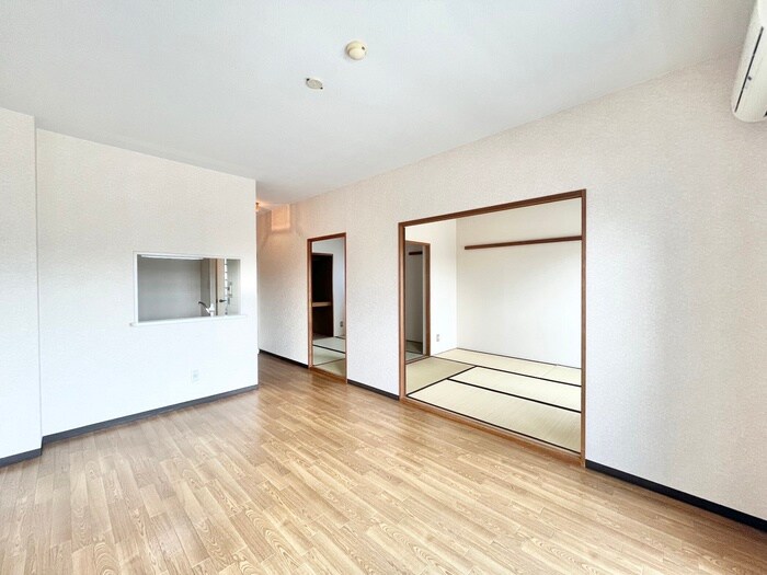 物件内観写真7　(居室)