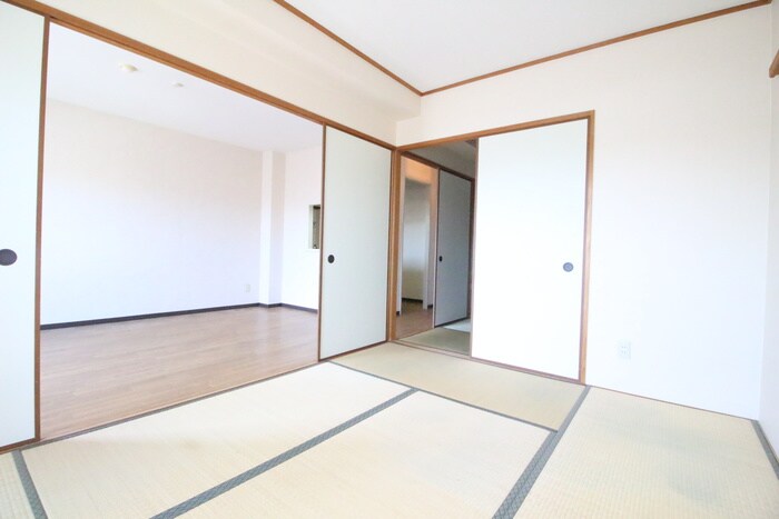 物件内観写真7　(居室)