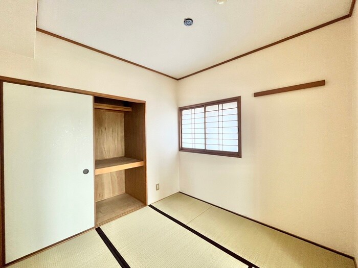 物件内観写真10　(収納)