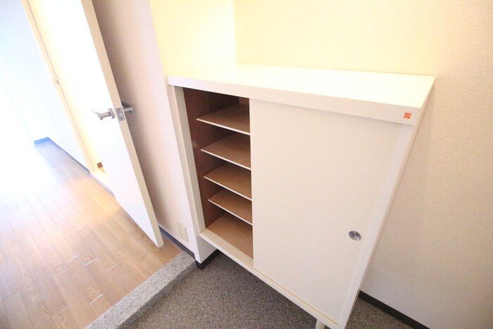 物件内観写真16　(靴箱)