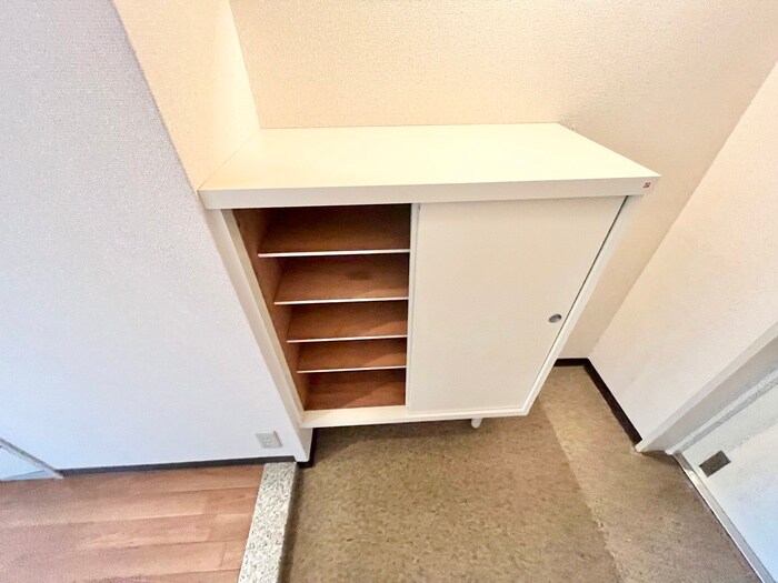 物件内観写真18　(靴箱)
