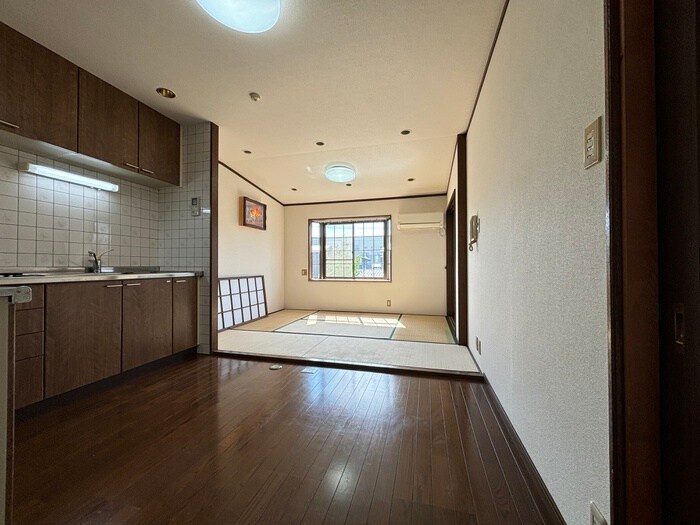 物件内観写真7　(居室)