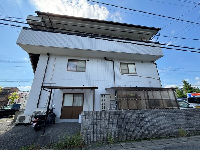 物件外観写真3　(外観写真)