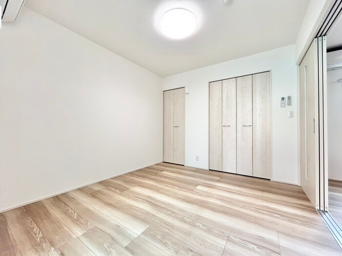 物件内観写真10　(居室)