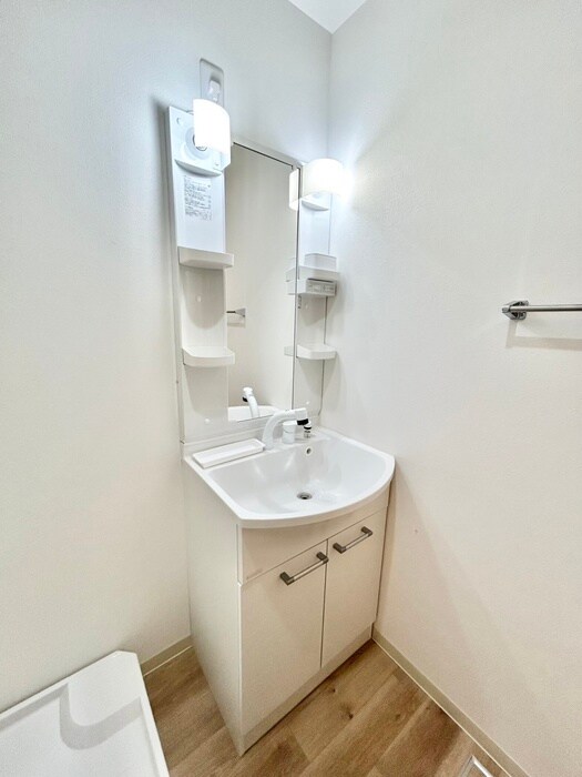 物件内観写真13　(洗面)