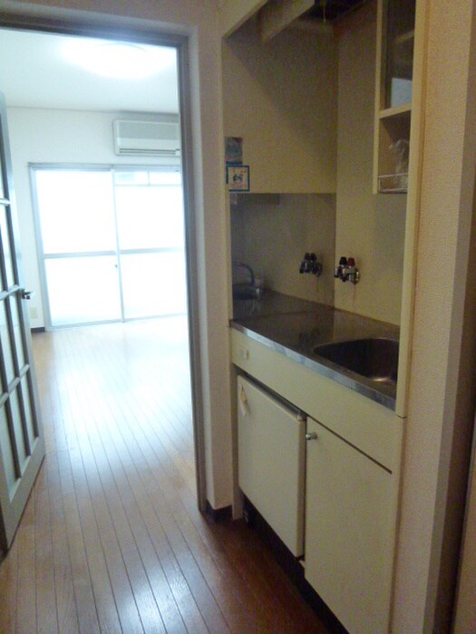 物件内観写真9　(廊下)