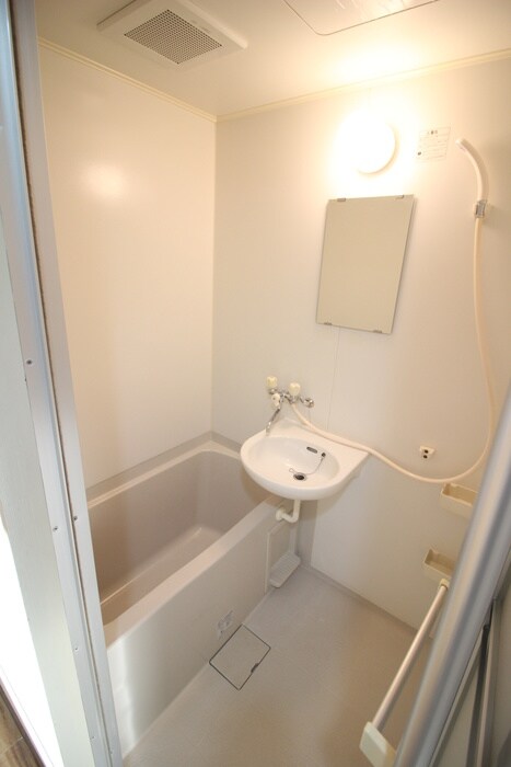 物件内観写真10　(バス／シャワールーム等)