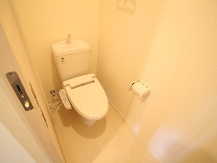 物件内観写真12　(トイレ)