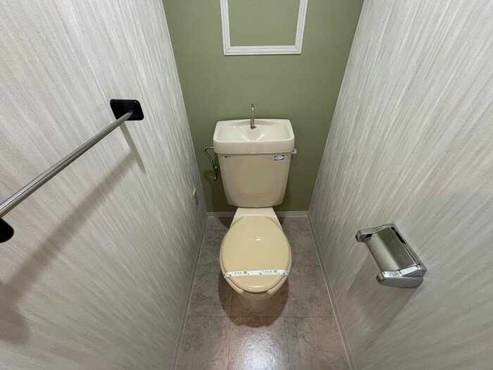 物件内観写真10　(トイレ)