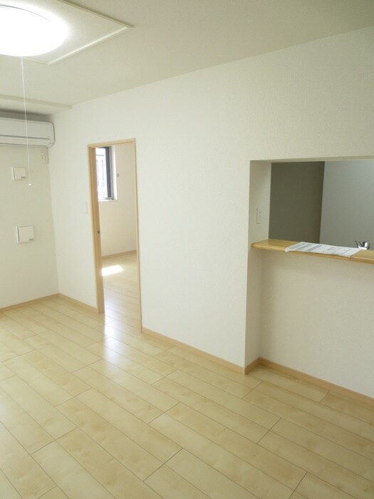 物件内観写真13　(居室)