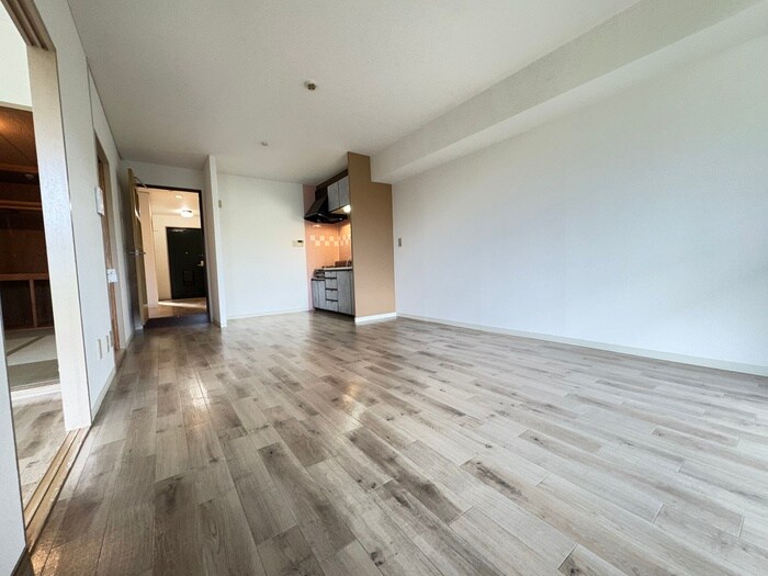 物件内観写真8　(居室)