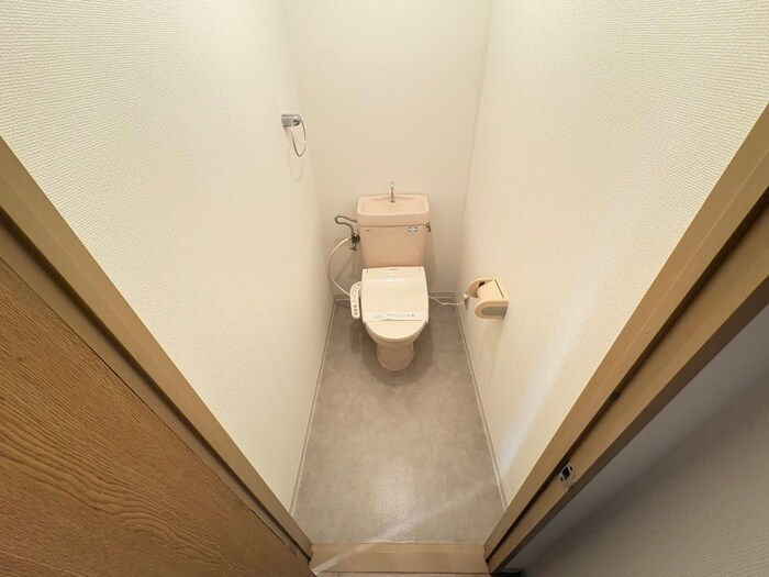 物件内観写真13　(トイレ)