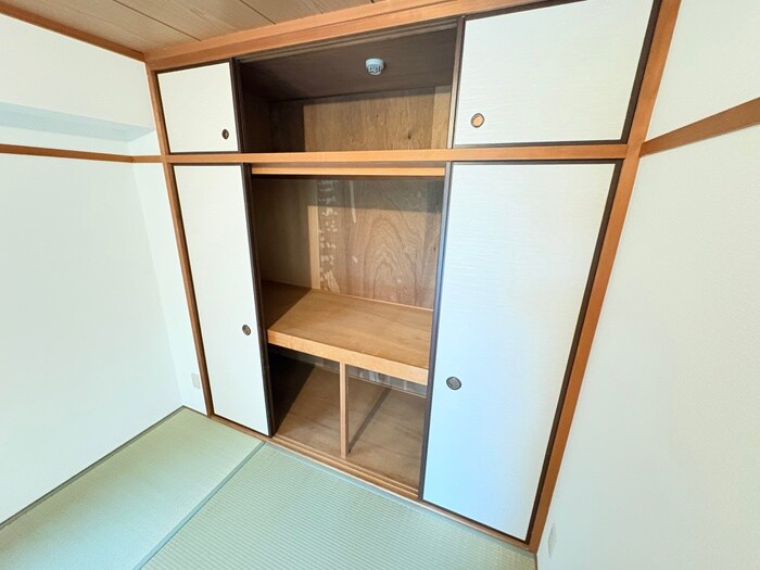 物件内観写真16　(収納)