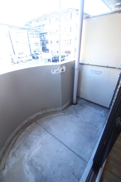 物件内観写真9　(ベランダ・バルコニー)