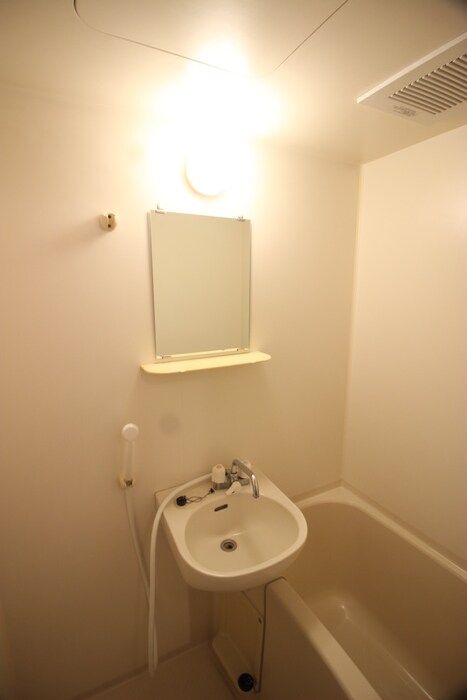 物件内観写真11　(洗面)