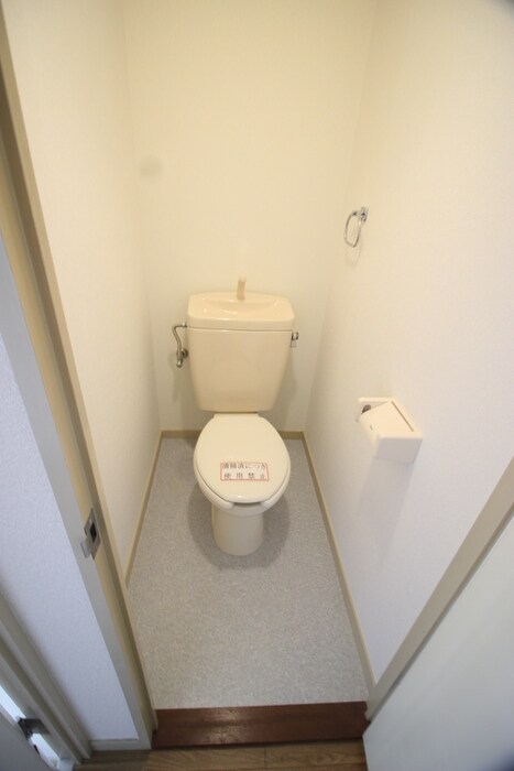 物件内観写真13　(トイレ)