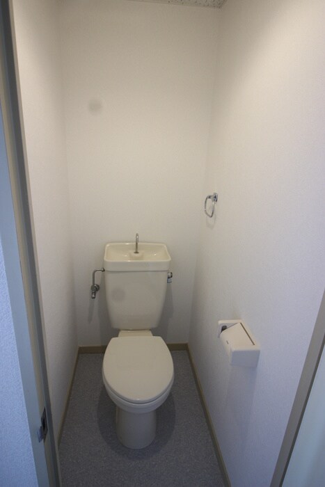 物件内観写真16　(トイレ)