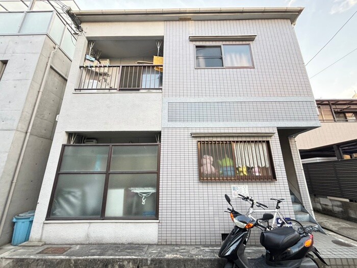 物件外観写真3　(外観写真)