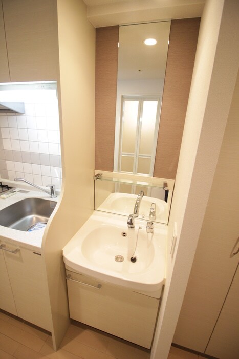 物件内観写真10　(洗面)