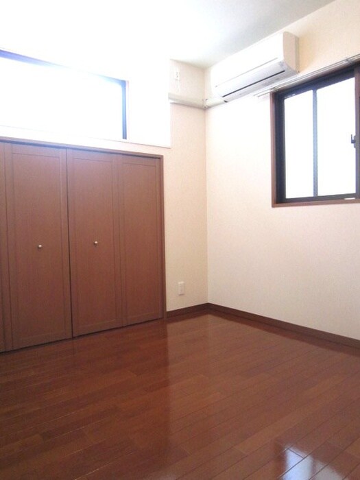 物件内観写真10　(居室)