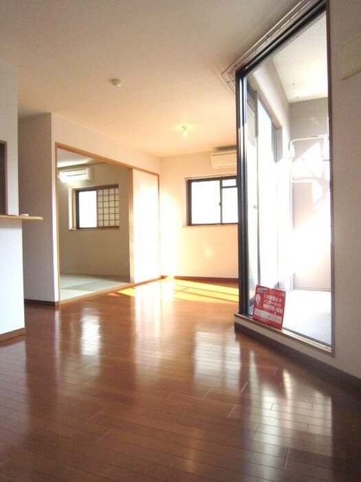 物件内観写真11　(居室)