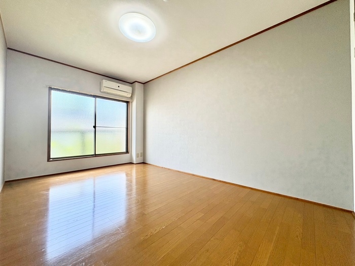 物件内観写真13　(居室)